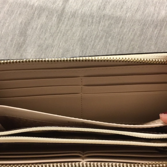 Kate Spade Lacey wallet - Picture 2 of 7